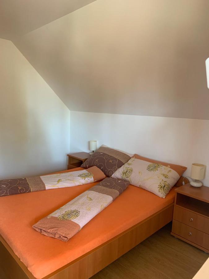 Balatonmáriafürdő Hableany Etterem, Pizzeria Es Vendeghaz Bed & Breakfast エクステリア 写真